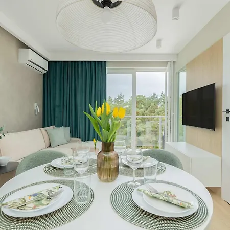 Stylish In With Air Conditioning And Parking By Renters