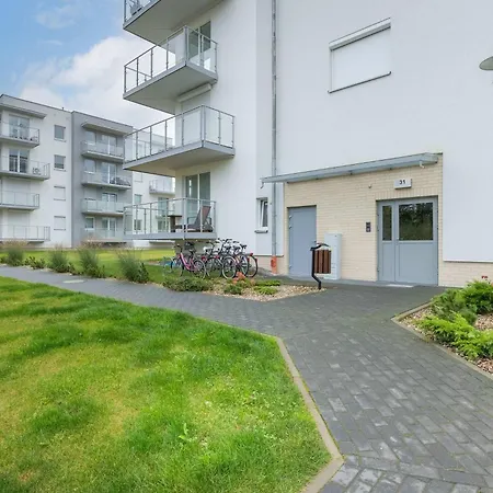 Stylish In With Air Conditioning And Parking By Renters 아파트 *